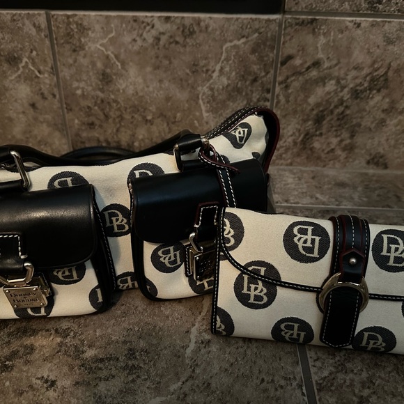 Dooney & Bourke Handbags - Dooney & Bourke Black and White Handbag Set